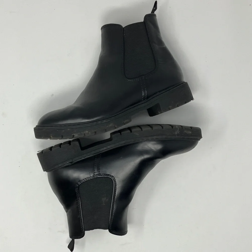 GAP Kids Black Chelsea-style ankle boots Size: 3